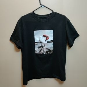 Men's L Rose Design Graphic T Shirt